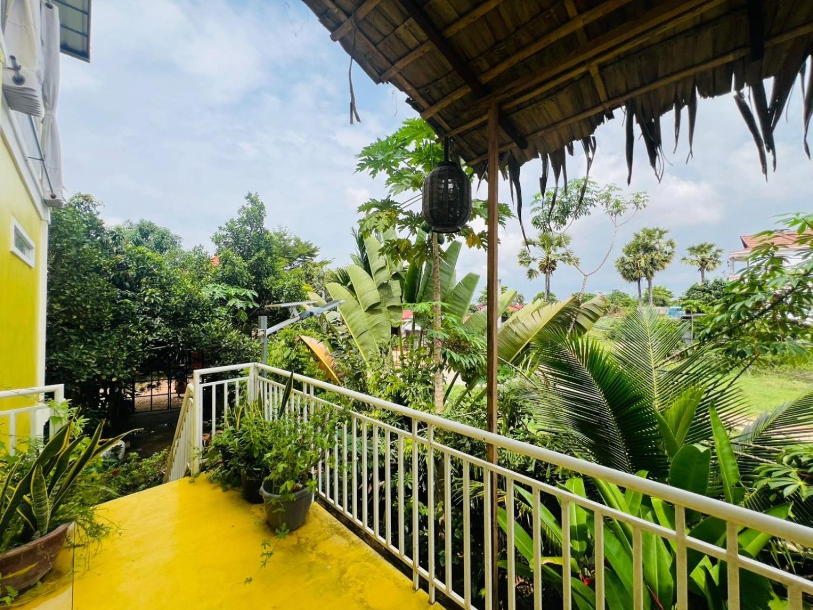 Homestay Yellow Natural House Siem Reap Bagian luar foto